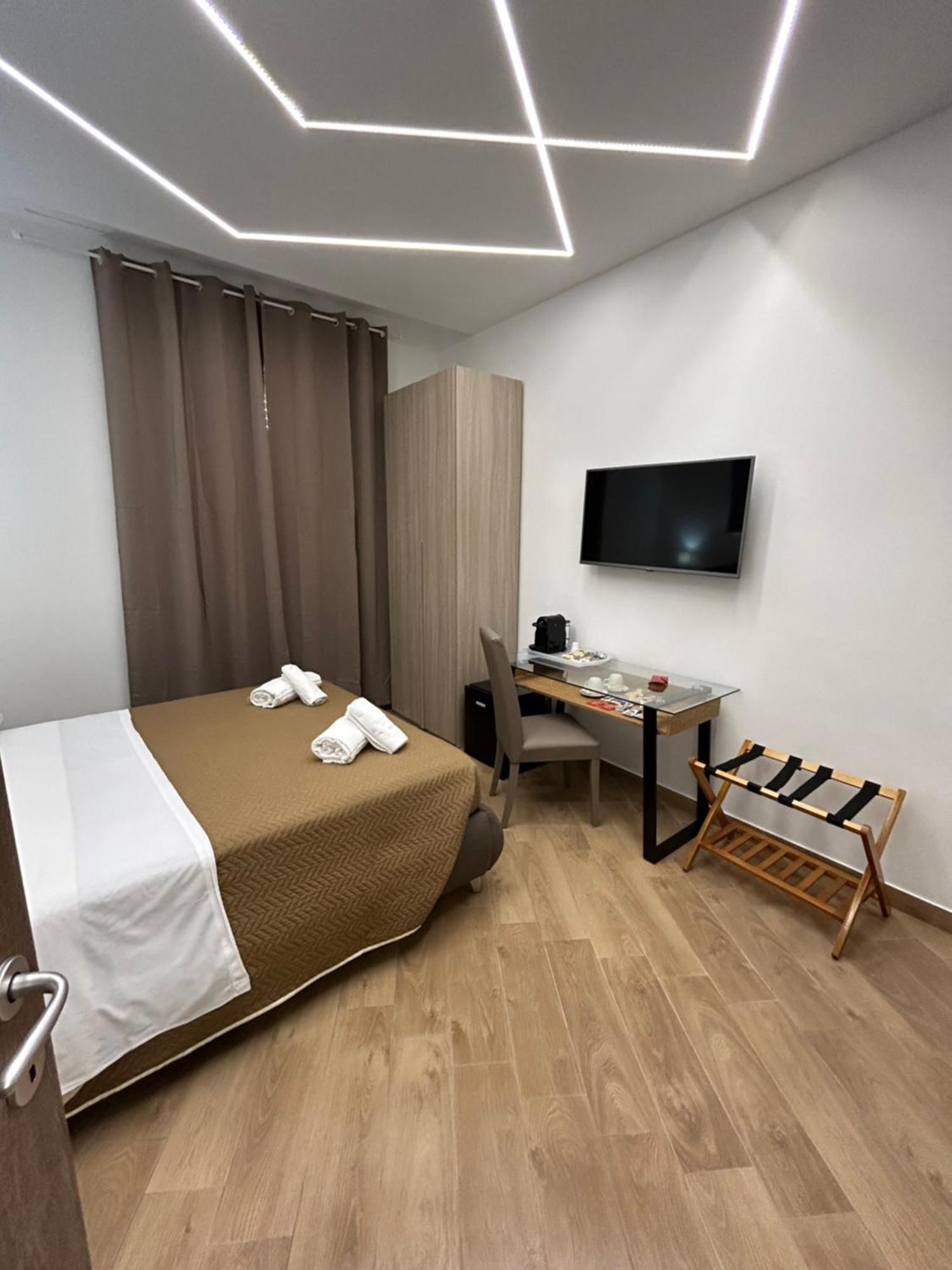Grimaldi Comfort Guest House Extérieur photo